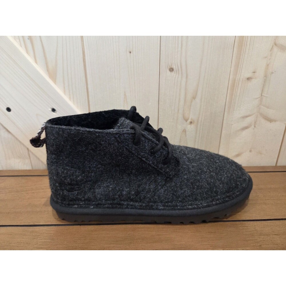 UGG Refelt Neumel Women's Chukka Lace Up Ankle Boots in Black Size 9